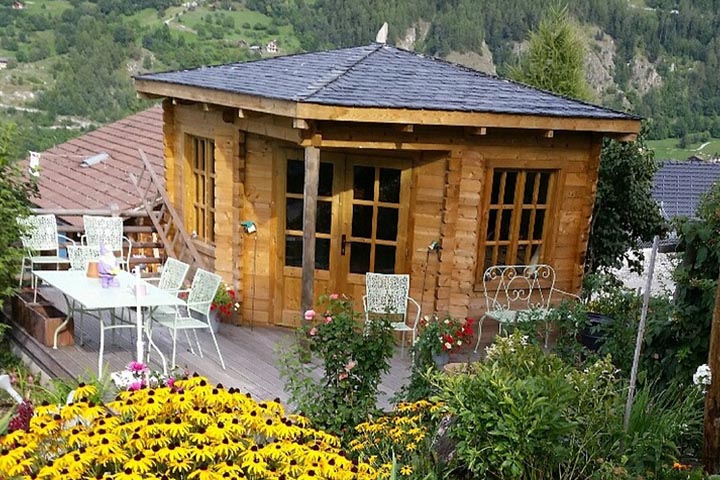 arbor covered garden