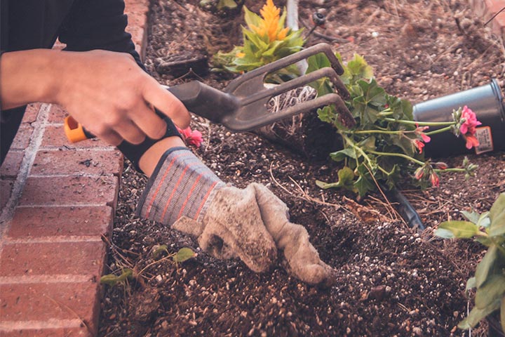 tips to retaining wall planter