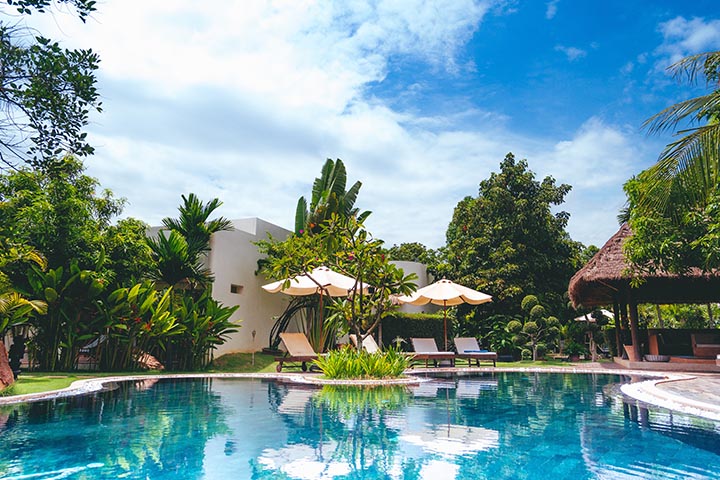 swimming pool maintenance